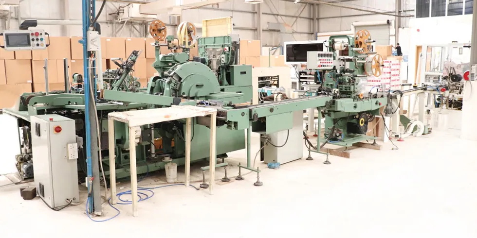 HLP 180 Zigarettenverpackungsmaschinen