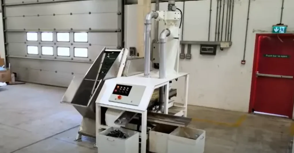 Cigarette Reclaimer – CR 120 – Tabakrückgewinnungsmaschine für die industrielle Fertigung